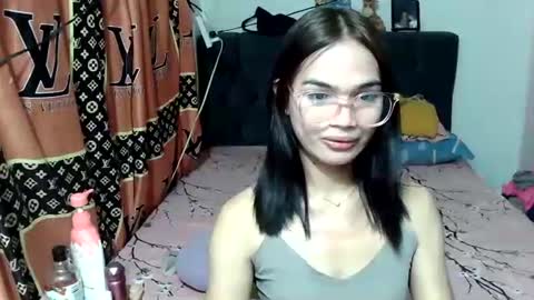 prettykhelcy online show from June 2026 11:23:02 AM
