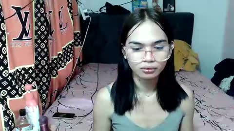 prettykhelcy online show from June 2026 12:35:02 AM
