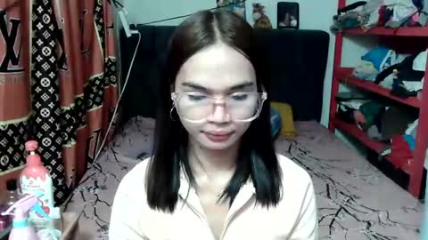 prettykhelcy online show from June 2026 10:40:01 AM