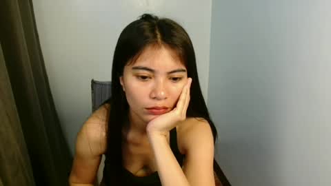 Snapshot of prettylittle_lady chatting on May 2026 02:40:01 AM prettylittle_lady online show from May 2026 02:40:01 AM