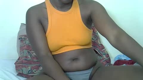 LILIAN online show from November 2025 08:14:01 AM