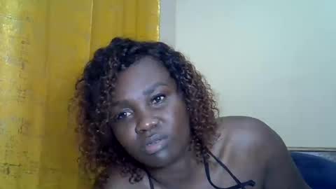 Snapshot of prettyliz30 chatting on August 2026 05:48:02 PM LILIAN online show from August 2026 05:48:02 PM