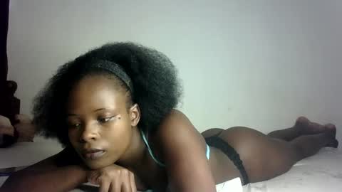 Melly online show from February 2025 06:19:01 AM