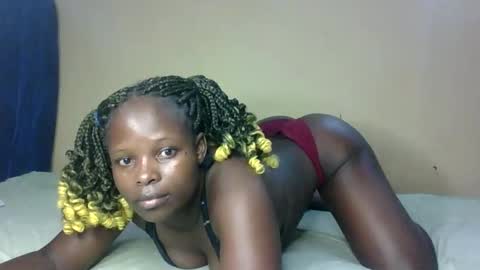 Melly online show from November 2025 12:37:01 PM