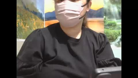 Nhing online show from October 2025 12:38:02 PM