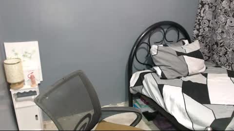 ashley online show from December 2025 04:53:02 AM