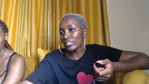 Snapshot of prettyquee chatting on December 2024 08:34:02 AM sasha online show from December 2024 08:34:02 AM