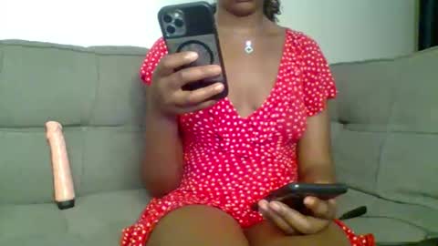 pretty queen online show from October 2025 08:11:02 PM