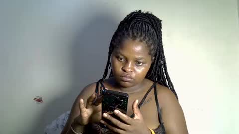 prettyriss online show from May 2026 02:35:02 PM