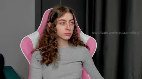 Snapshot of prettysomething chatting on March 2025 12:06:02 PM Sophie next stream will be at Monday i will wait you guys online show from March 2025 12:06:02 PM