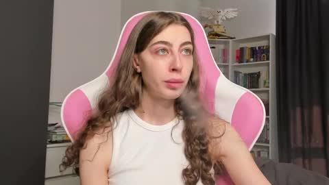 Sophie  next stream will be at Monday  i will wait you guys  online show from June 2026 05:55:02 AM