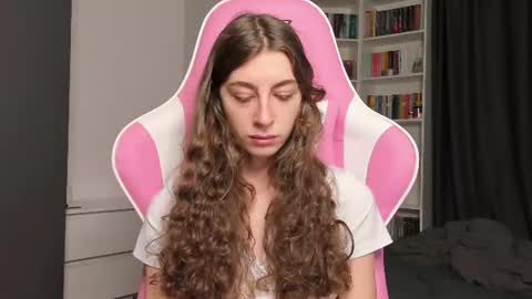 Sophie  next stream will be at Monday  i will wait you guys  online show from June 2026 07:02:01 AM