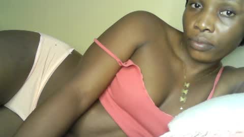 Snapshot of prettyvish chatting on July 2026 02:05:01 AM prettyvish online show from July 2026 02:05:01 AM