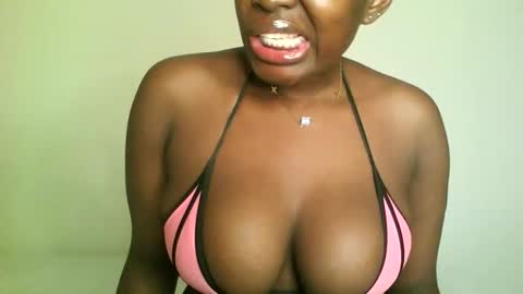 prettyvishy online show from April 2026 02:42:02 AM
