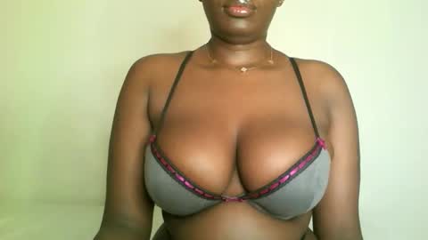 prettyvishy online show from April 2026 03:13:02 AM