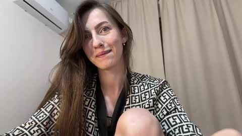 prettyyy_angel online show from May 2026 07:01:02 PM