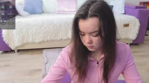 Kitty online show from May 2026 02:06:02 AM