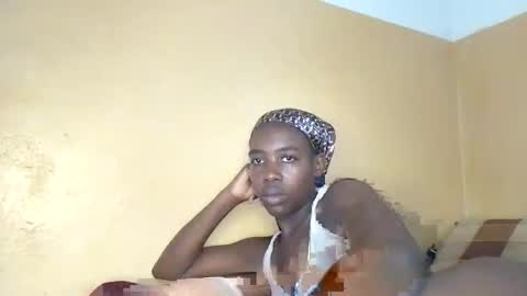 prettyzuzu online show from January 2026 06:18:02 AM