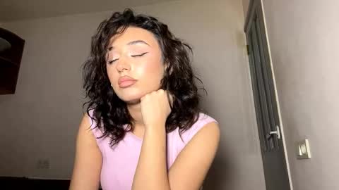 Snapshot of pricillalivsey chatting on December 2025 02:23:02 PM Sofi online show from December 2025 02:23:02 PM