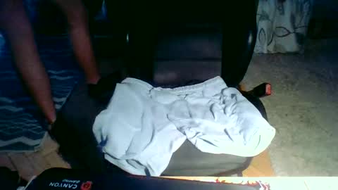 prikryljan02 online show from October 2025 12:15:01 PM