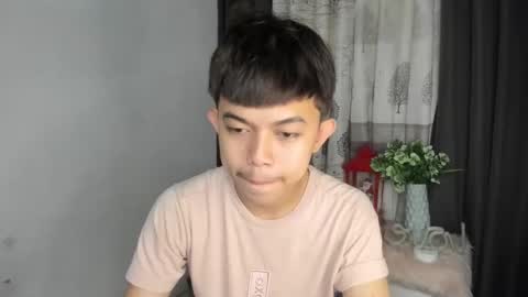 Snapshot of primocummerx chatting on November 2025 10:48:02 AM PRIMO online show from November 2025 10:48:02 AM