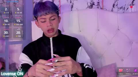 Snapshot of prince_apolo chatting on December 2025 09:00:01 PM Apolo online show from December 2025 09:00:01 PM