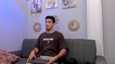 prince_arthur77 online show from February 2025 12:49:02 PM