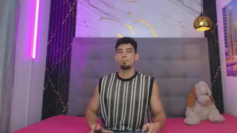 prince_arthur77 online show from May 2026 01:16:01 PM