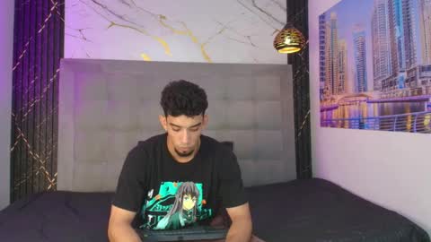 prince_arthur77 online show from May 2026 01:52:01 PM