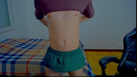 Snapshot of prince_carlos_xx chatting on April 2026 07:14:01 AM Carlos Reyes online show from April 2026 07:14:01 AM