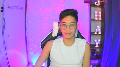 Snapshot of prince_harrison chatting on October 2025 10:27:01 AM prince_harrison online show from October 2025 10:27:01 AM