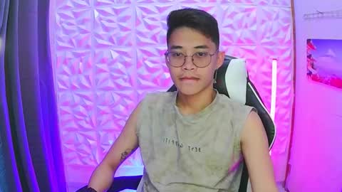 Snapshot of prince_harrison chatting on November 2025 04:33:02 AM prince_harrison online show from November 2025 04:33:02 AM