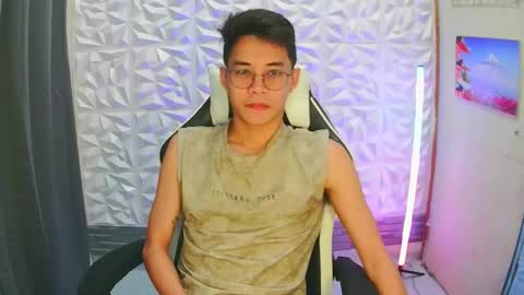 Snapshot of prince_harrison chatting on November 2025 05:45:02 PM prince_harrison online show from November 2025 05:45:02 PM