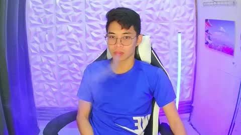 Snapshot of prince_harrison chatting on December 2025 05:18:02 PM prince_harrison online show from December 2025 05:18:02 PM