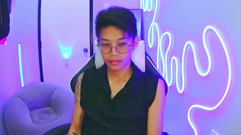 Snapshot of prince_harrison chatting on February 2026 11:28:02 AM prince_harrison online show from February 2026 11:28:02 AM