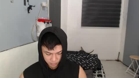 Snapshot of princeadrianx chatting on October 2025 06:19:02 PM Prince Adrian online show from October 2025 06:19:02 PM