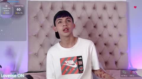 Snapshot of princeapolo_anki chatting on November 2025 08:54:01 PM Prince online show from November 2025 08:54:01 PM