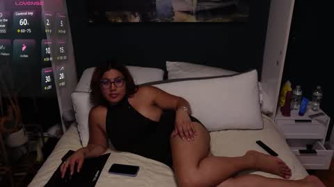 Snapshot of princesa_ari chatting on November 2025 04:59:01 AM Princesa Ari online show from November 2025 04:59:01 AM