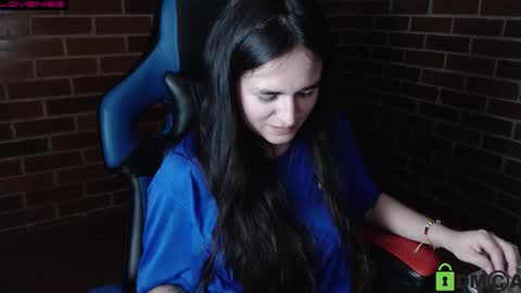 Snapshot of princesa_leia_zathur chatting on October 2025 12:03:01 AM Leia online show from October 2025 12:03:01 AM