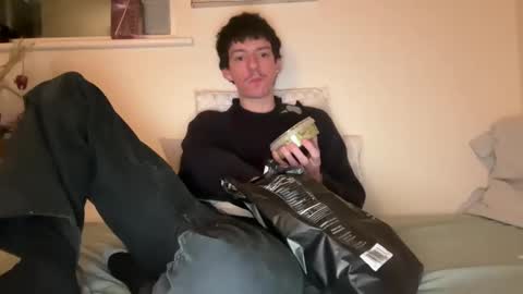 Peaches online show from January 2025 12:39:02 AM