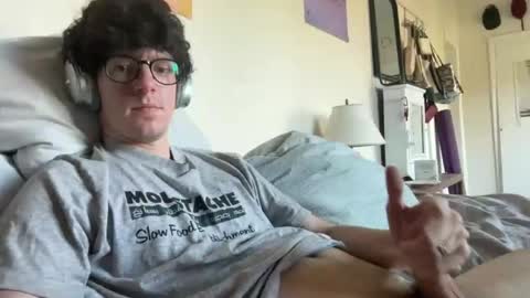 Peaches online show from September 2025 08:54:01 PM