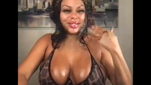 Snapshot of princess1tick chatting on April 2026 06:19:01 PM princess1tick online show from April 2026 06:19:01 PM