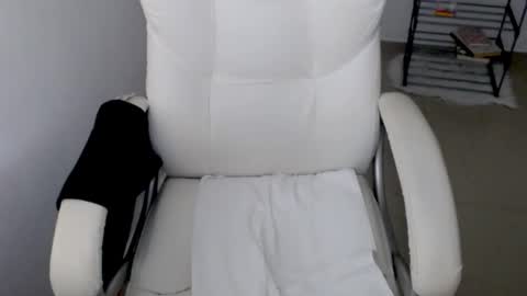 valery dollx online show from January 2025 04:52:01 AM