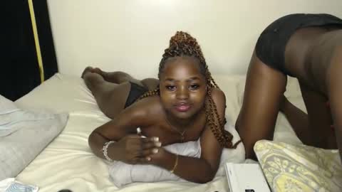 Snapshot of princess_bee1 chatting on September 2025 09:04:02 PM princess online show from September 2025 09:04:02 PM