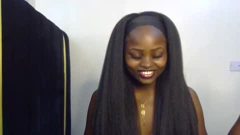 Snapshot of princess_bee1 chatting on September 2025 12:21:01 PM princess online show from September 2025 12:21:01 PM