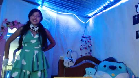 Snapshot of princess_elia chatting on October 2025 11:05:02 PM Elia online show from October 2025 11:05:02 PM