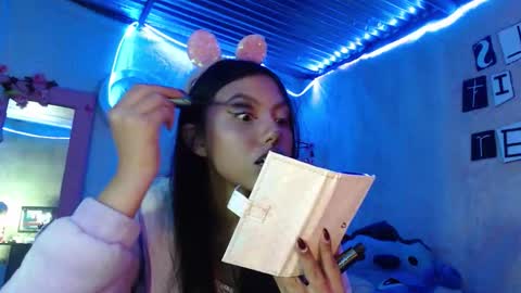 Snapshot of princess_elia chatting on October 2025 11:16:01 PM Elia online show from October 2025 11:16:01 PM