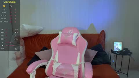 Lina online show from May 2026 01:14:01 AM