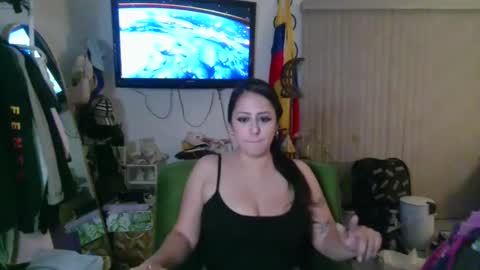 Snapshot of princess_liz chatting on October 2025 04:32:02 AM Lizzie online show from October 2025 04:32:02 AM