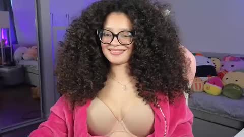 Amber online show from November 2025 09:24:02 PM